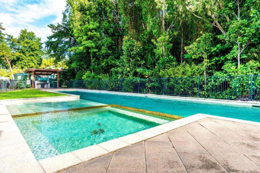 Blue Lagoon Villa B Cairns Exterior photo