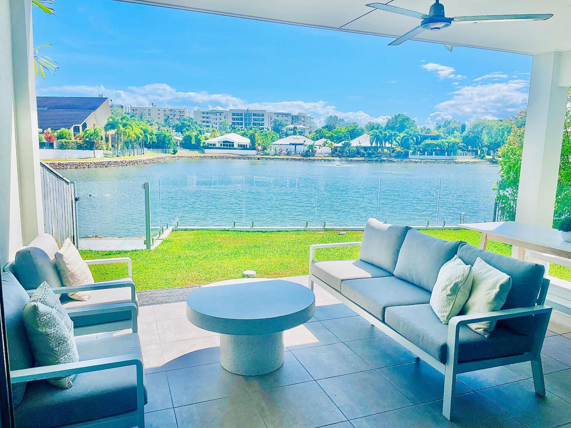 Blue Lagoon Villa B Cairns Exterior photo